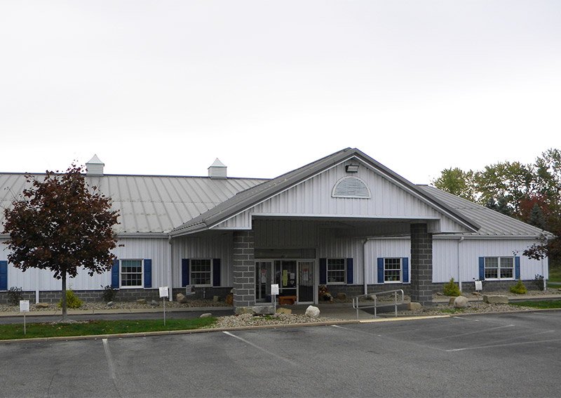 Carousel Slide 10: Countryside Veterinary, Warren